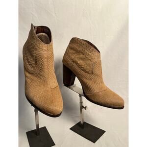 UGG Charlotte Calf Hair Snake Embossed Ankle Boots Women’s 7.5 Tan